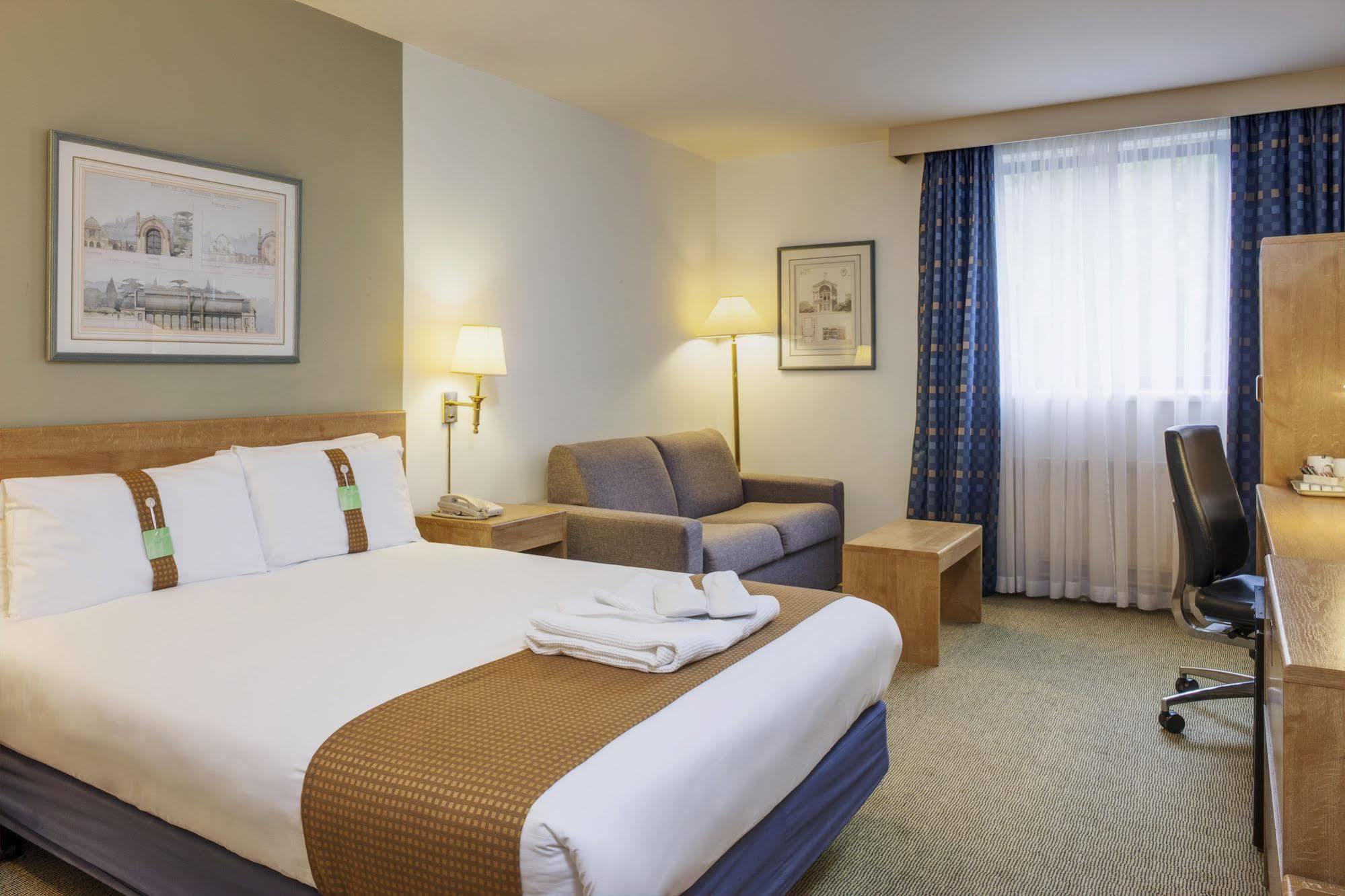 Holiday Inn Warrington By Ihg Zewnętrze zdjęcie