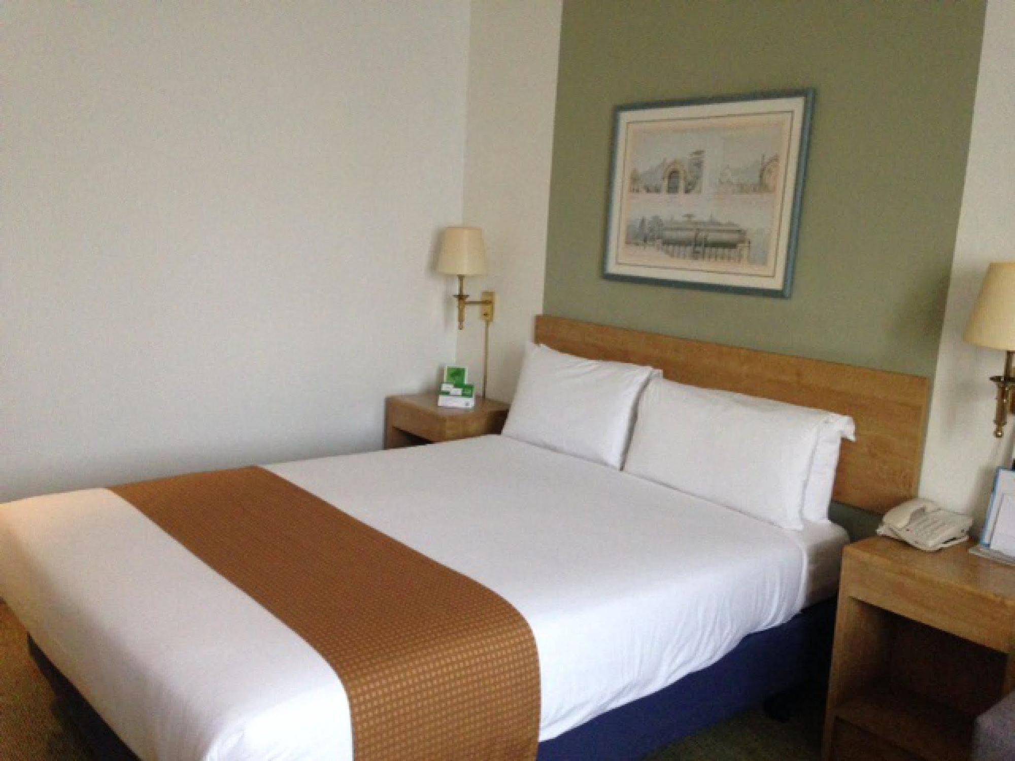 Holiday Inn Warrington By Ihg Zewnętrze zdjęcie